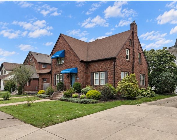 629 KAHKWA Boulevard, Erie, PA 16505