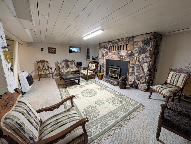 629 KAHKWA Boulevard, Erie, PA 16505