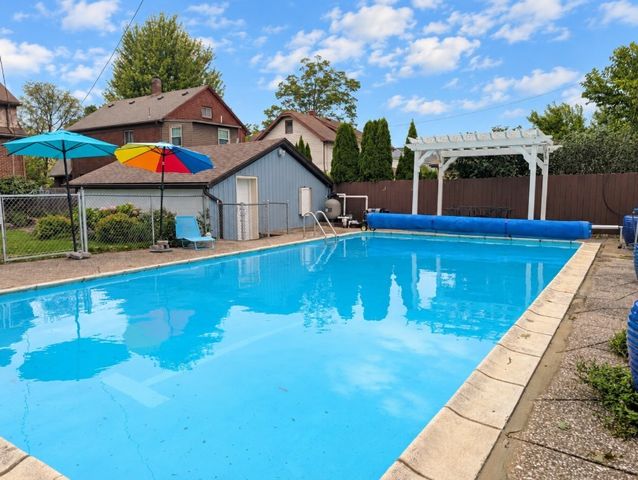 629 KAHKWA Boulevard, Erie, PA 16505
