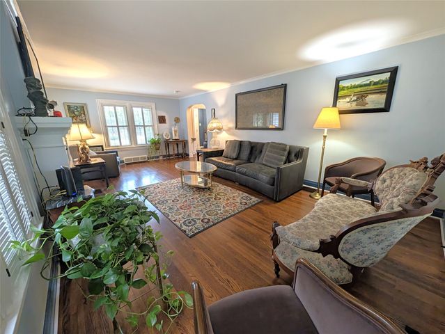 629 KAHKWA Boulevard, Erie, PA 16505