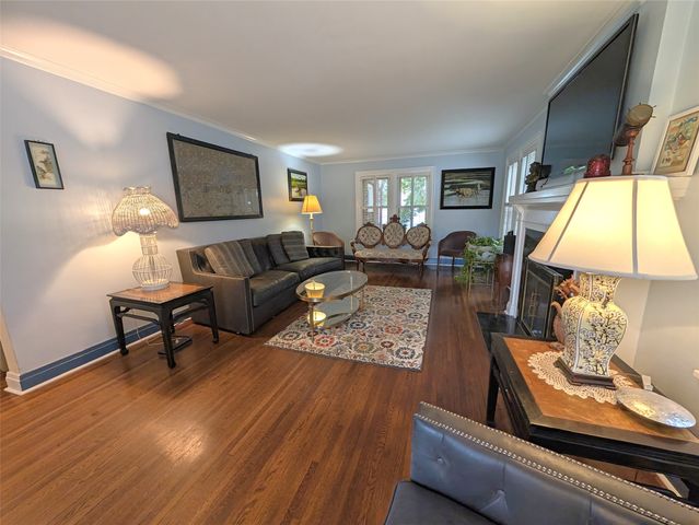 629 KAHKWA Boulevard, Erie, PA 16505