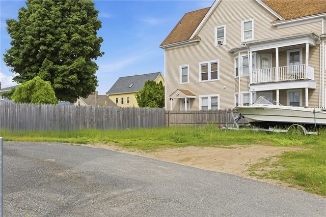 46 Lilac Street, Pawtucket, RI 02860