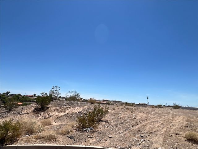 1808 Nancy Court, Bullhead City, AZ 86442