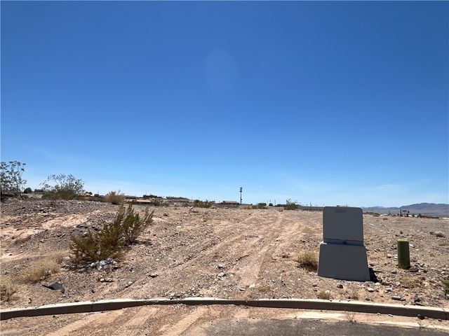 1808 Nancy Court, Bullhead City, AZ 86442