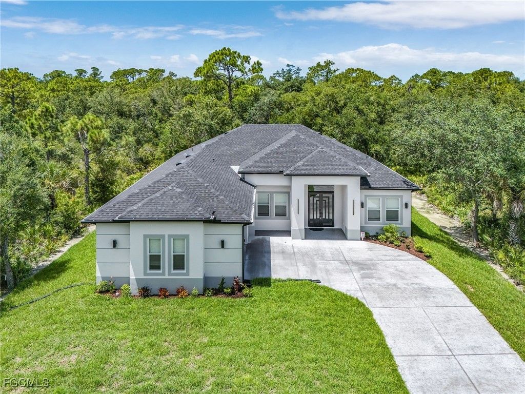 255 Farber ST, Port Charlotte, FL 33953