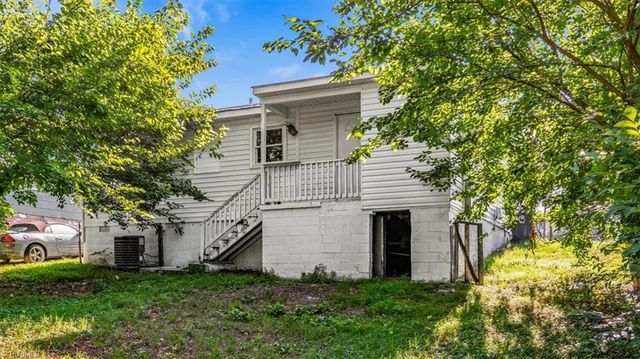 1724 Glenwood Avenue, Greensboro, NC 27403