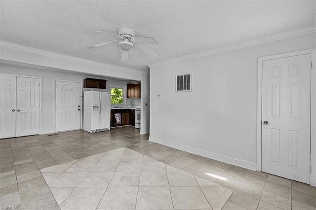 1724 Glenwood Avenue, Greensboro, NC 27403