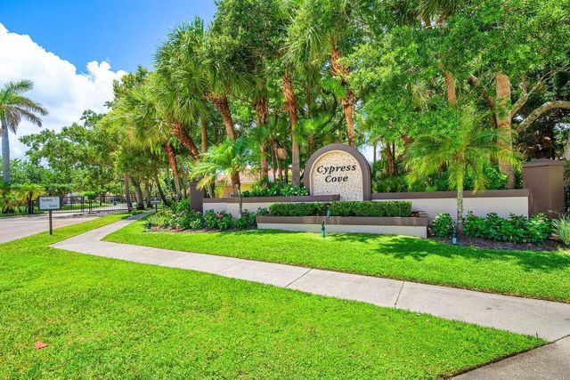 6990 Cypress Cove Circle, Jupiter, FL 33458