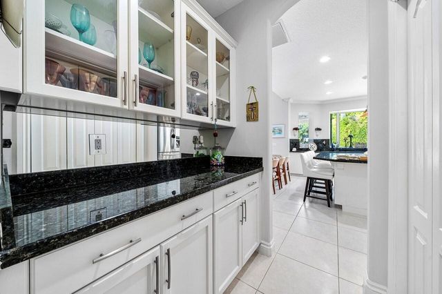 6990 Cypress Cove Circle, Jupiter, FL 33458
