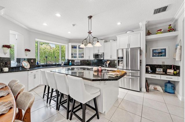 6990 Cypress Cove Circle, Jupiter, FL 33458
