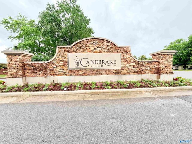 14350 Royal St George, Athens, AL 35613