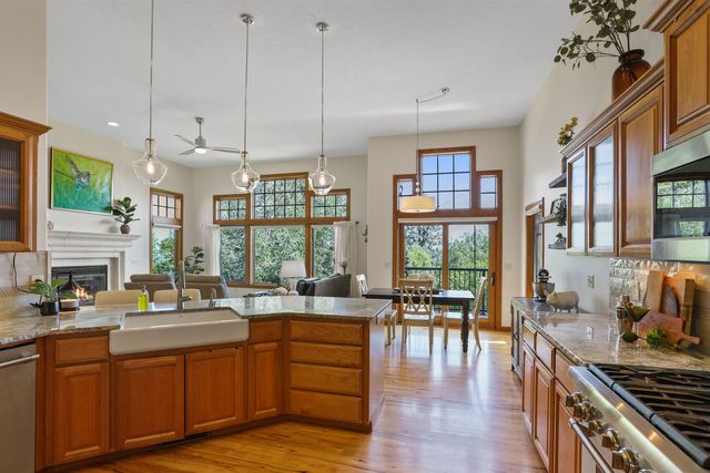 1804 W Gail Jean Ln, Spokane, WA 99218
