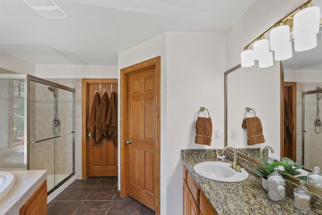 1804 W Gail Jean Ln, Spokane, WA 99218