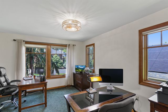 1804 W Gail Jean Ln, Spokane, WA 99218