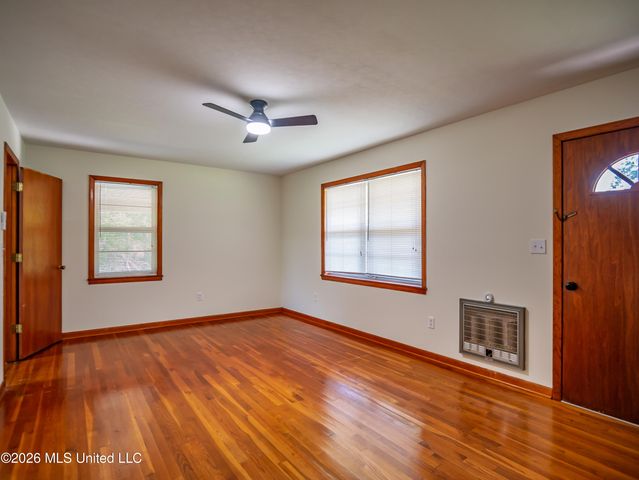 81 Wells Street, Courtland, MS 38620