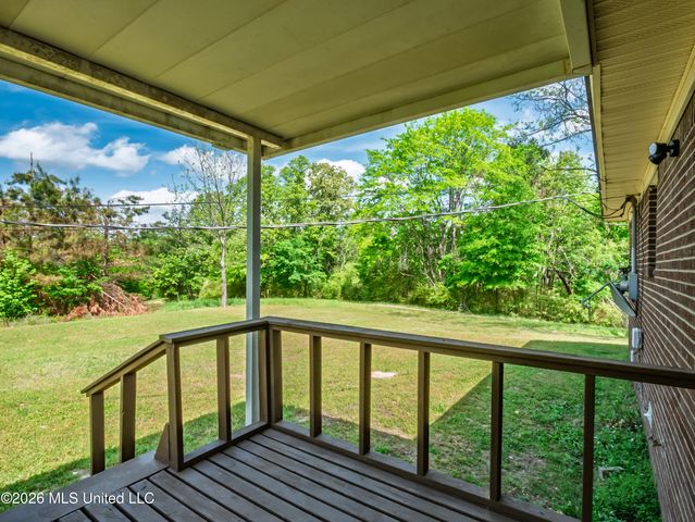 81 Wells Street, Courtland, MS 38620