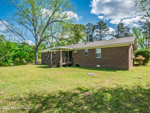 81 Wells Street, Courtland, MS 38620