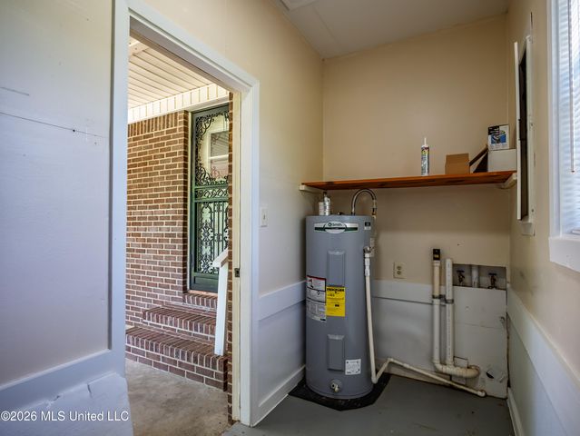 81 Wells Street, Courtland, MS 38620