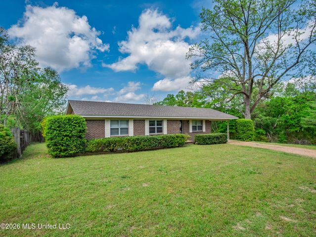 81 Wells Street, Courtland, MS 38620