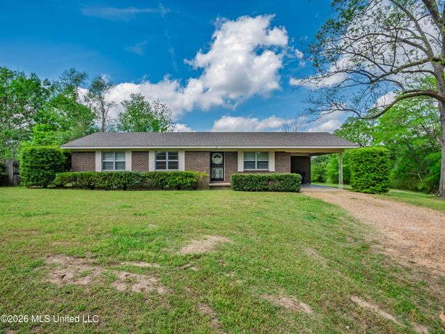 81 Wells Street, Courtland, MS 38620