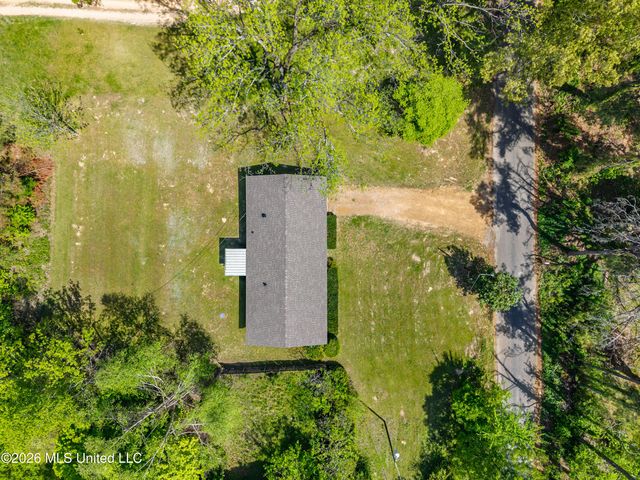 81 Wells Street, Courtland, MS 38620