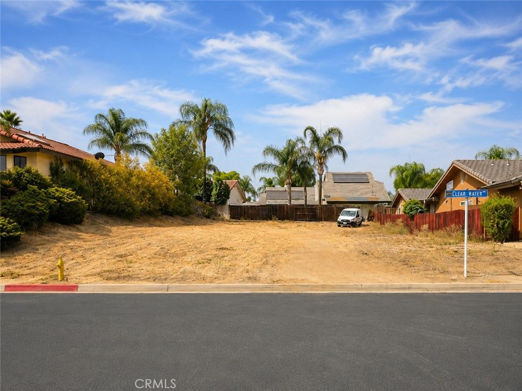 30011 Clear Water, Canyon Lake, CA 92587 — photo 3
