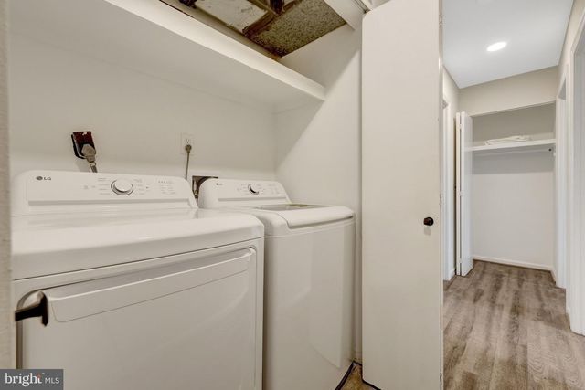 104 W AMHURST PL, Sterling, VA 20164