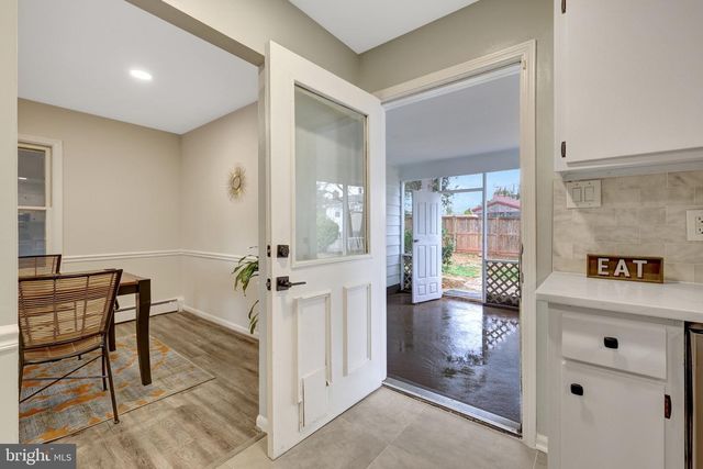 104 W AMHURST PL, Sterling, VA 20164