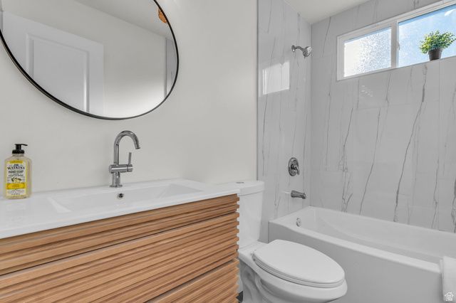 5320 S CHARLOTTE AVE, Salt Lake City, UT 84118