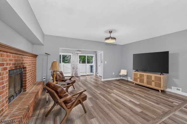 3505 Pinhorn Drive, Bridgewater Twp., NJ 08807