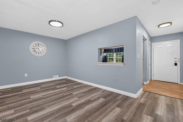3505 Pinhorn Drive, Bridgewater Twp., NJ 08807