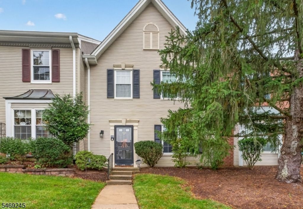3505 Pinhorn Drive, Bridgewater Twp., NJ 08807 — exterior