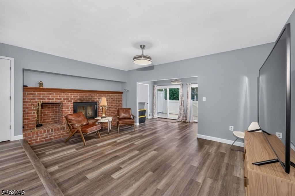 3505 Pinhorn Drive, Bridgewater Twp., NJ 08807 — photo 2