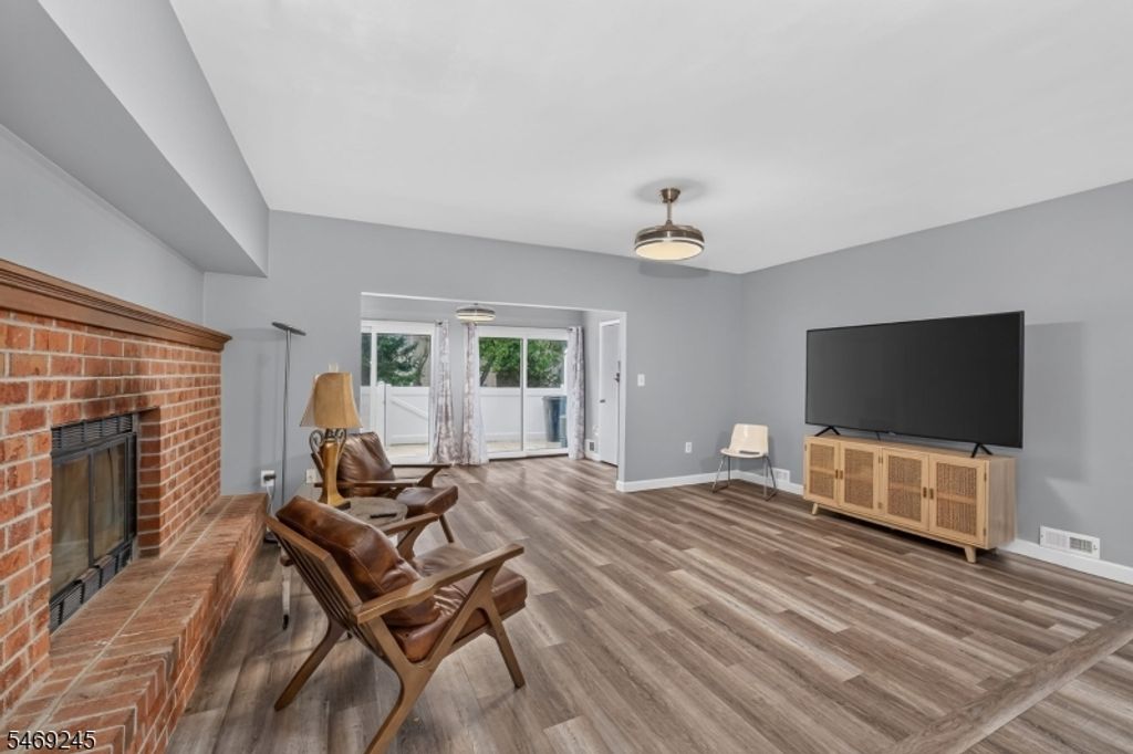 3505 Pinhorn Drive, Bridgewater Twp., NJ 08807 — photo 3