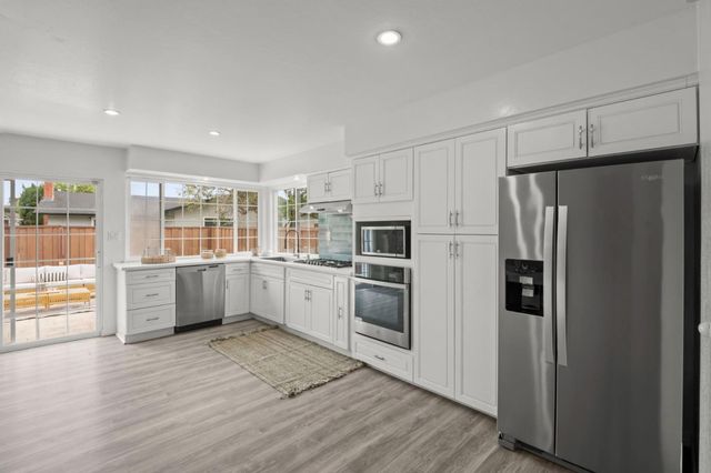 2424 Douglas Street, Union City, CA 94587