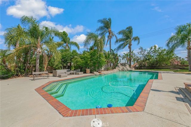 6087 Vineyard, Rancho Cucamonga, CA 91701