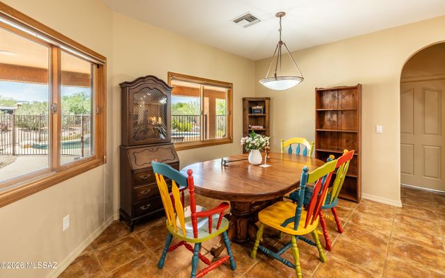 241 N Slate Drive, Vail, AZ 85641