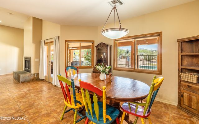 241 N Slate Drive, Vail, AZ 85641
