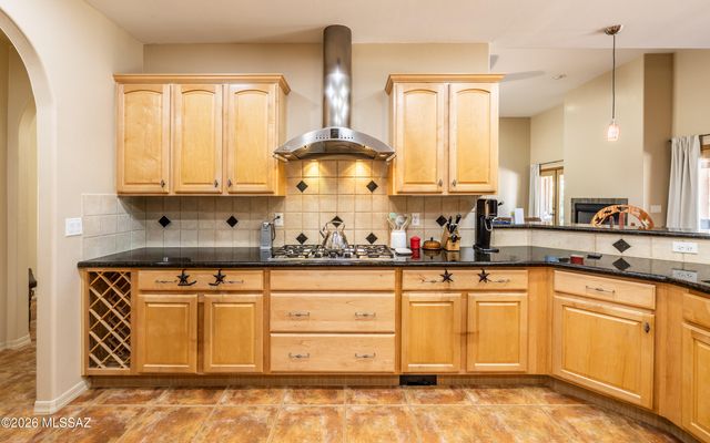 241 N Slate Drive, Vail, AZ 85641