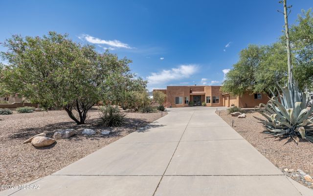 241 N Slate Drive, Vail, AZ 85641