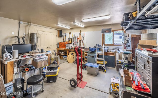 241 N Slate Drive, Vail, AZ 85641