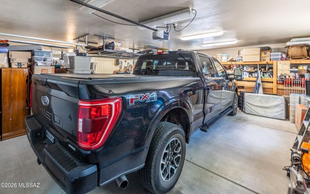 241 N Slate Drive, Vail, AZ 85641