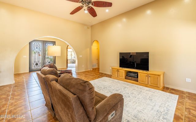 241 N Slate Drive, Vail, AZ 85641