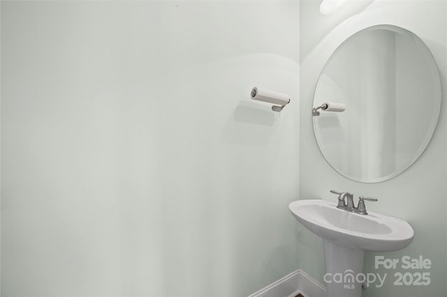 1556 Diggs Road, Wadesboro, NC 28170