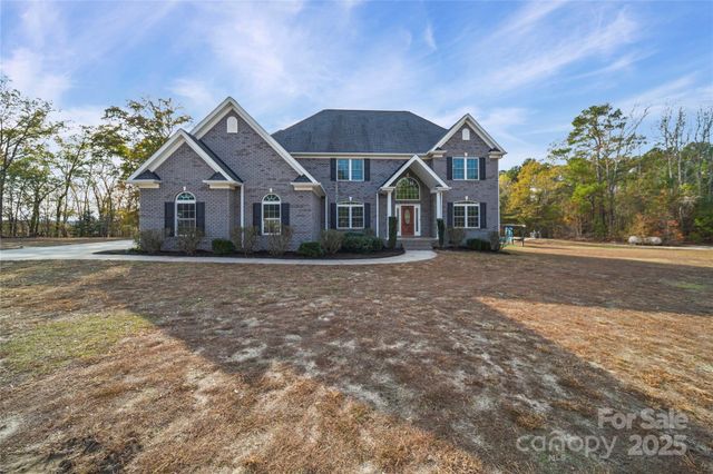 1556 Diggs Road, Wadesboro, NC 28170