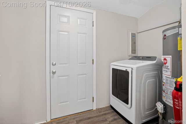 27352 Townley Street, Madison Heights, MI 48071