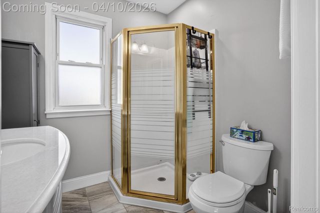 27352 Townley Street, Madison Heights, MI 48071