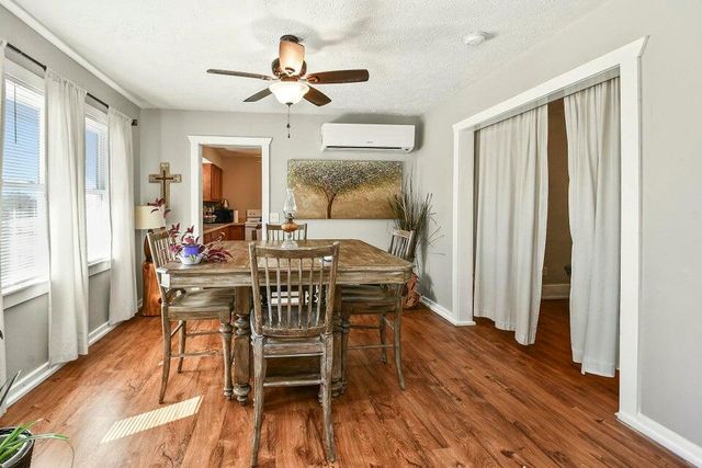 996 S Diggins Main Street, Seymour, MO 65746