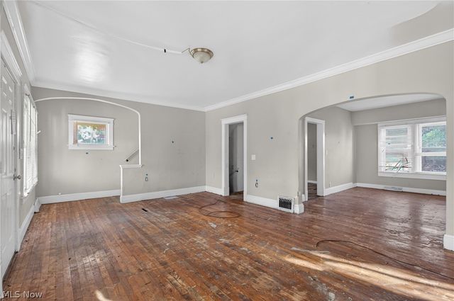 13810 Bartlett Avenue, Cleveland, OH 44120