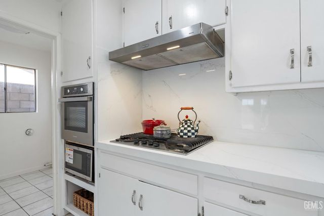 5817 Gary Place, Bakersfield, CA 93307